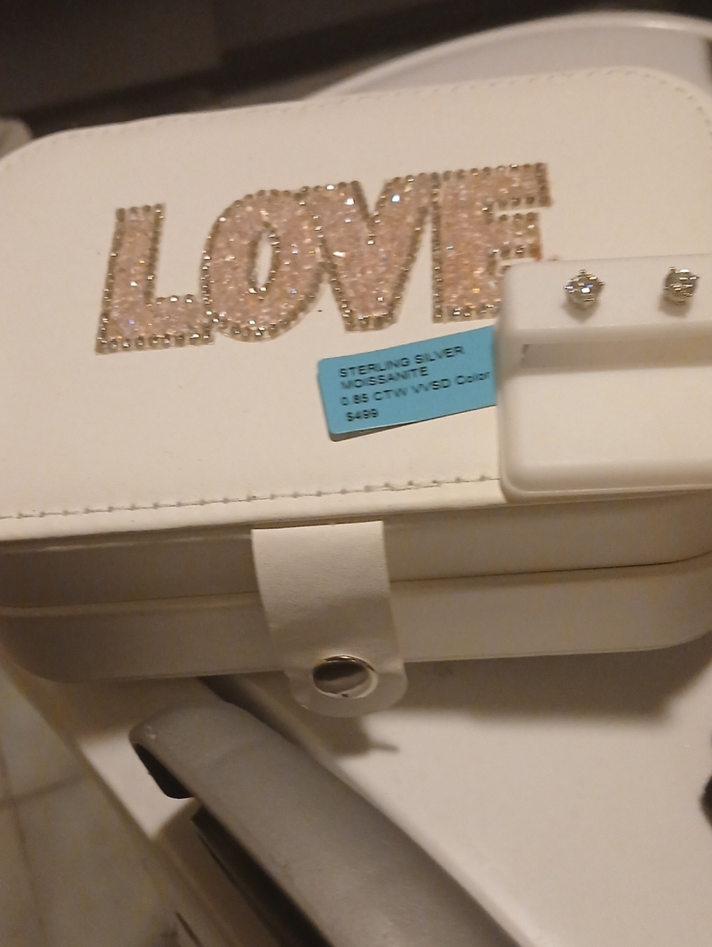 Moissanite .85 +LOVE Embellished White Women’s Jewerly Box As Gift